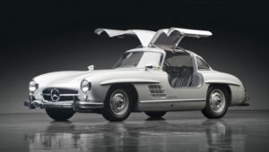 Mercedes 300 SL "Ali di Gabbiano"