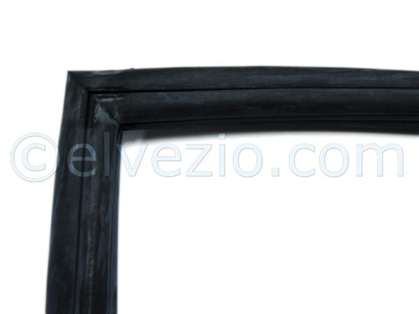 Guarnizione Lunotto Predisposta Per Inserto A "T" per Maserati Indy.