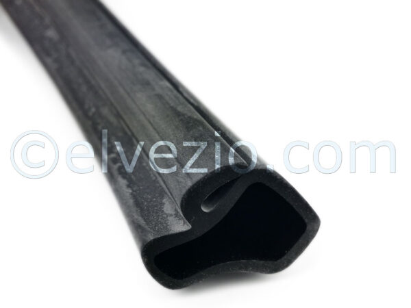 Guarnizione Portellone Posteriore per Maserati Indy.