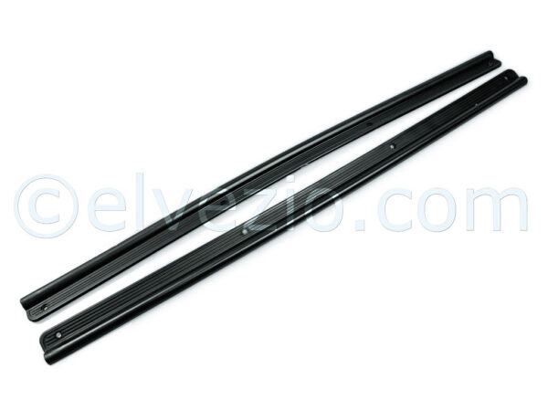 Black Plastic Sills for Fiat 500 L and 500 R.